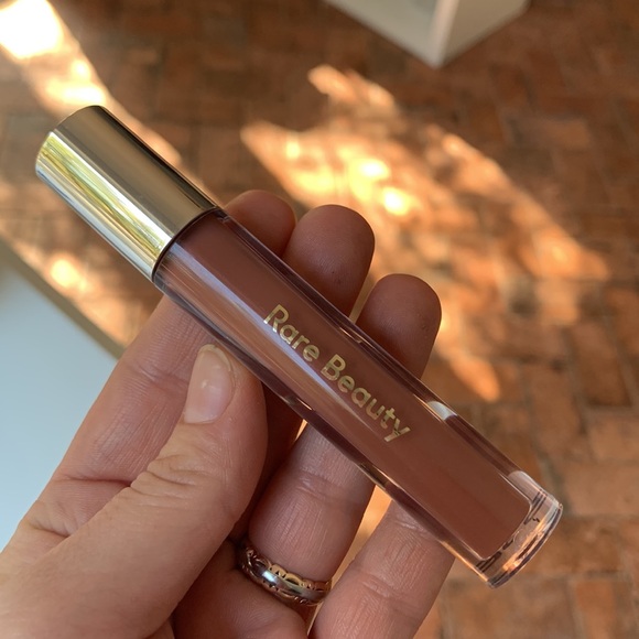 Rare Beauty Glossy Lip Balm Nearly Neutral - Picture 8 of 8